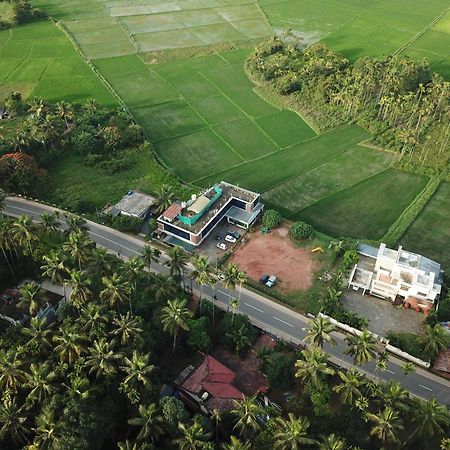 Paddyfield Inn Mananthavady Esterno foto