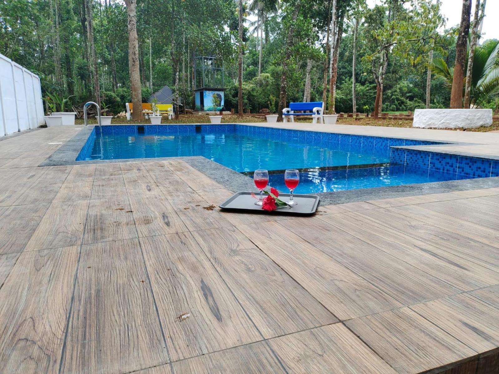 Paddyfield Inn Mananthavady Esterno foto